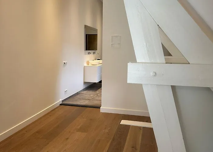 Urban Comfort Loft Apartment Den Haag